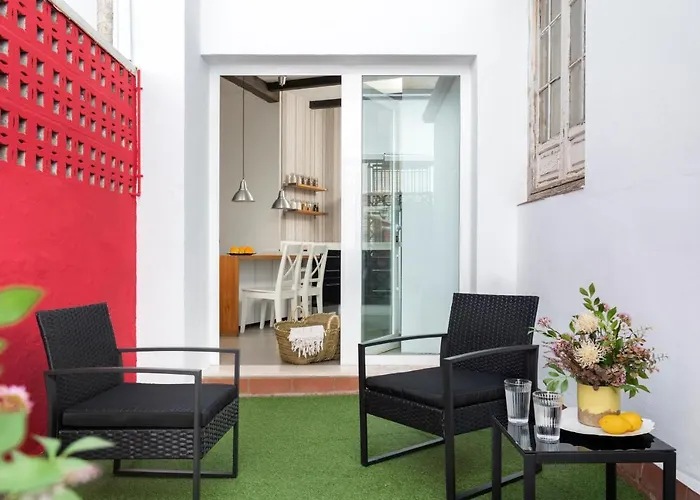 Buen Viaje Home, Con Patio Privado